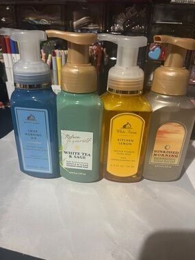 Bath & Body Works Foaming Hand Soaps - Blue, Green, Yellow, Gold